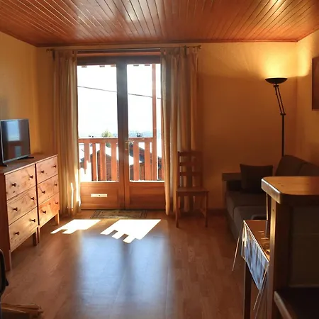 Joli 2 Pièces Plein Sud Avec Garage Et Balcon, Idéal - Fr-1-580-138 Apartamento *